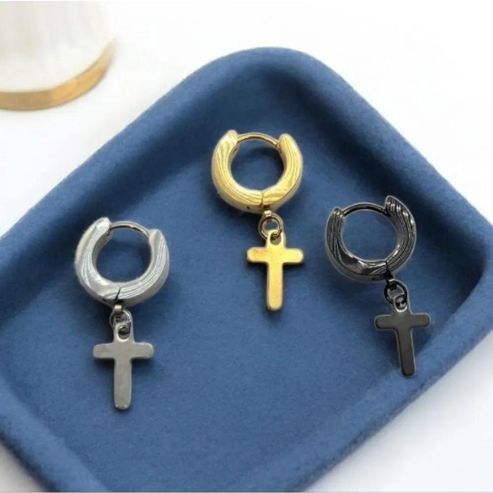 Boutique ✝️ three
